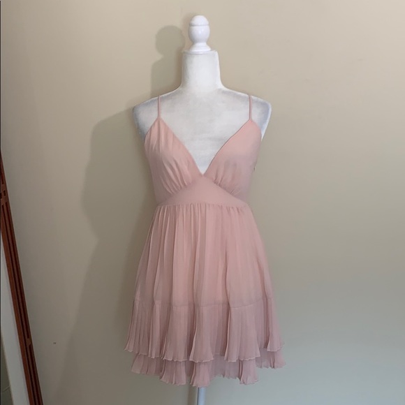 NWT Lovers + Friends Pink Tara Mini Babydoll Dress - Picture 2 of 8